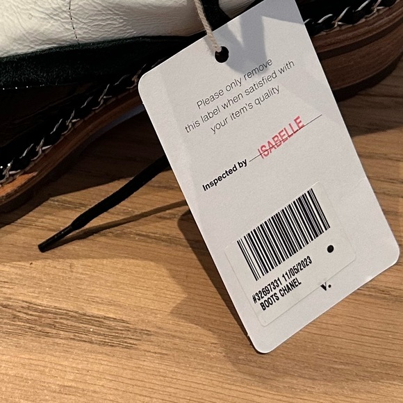 CHANEL SALZBURG 2015 Suede Patent Calfskin Boots Shoes - Size 39 - Picture 6 of 9